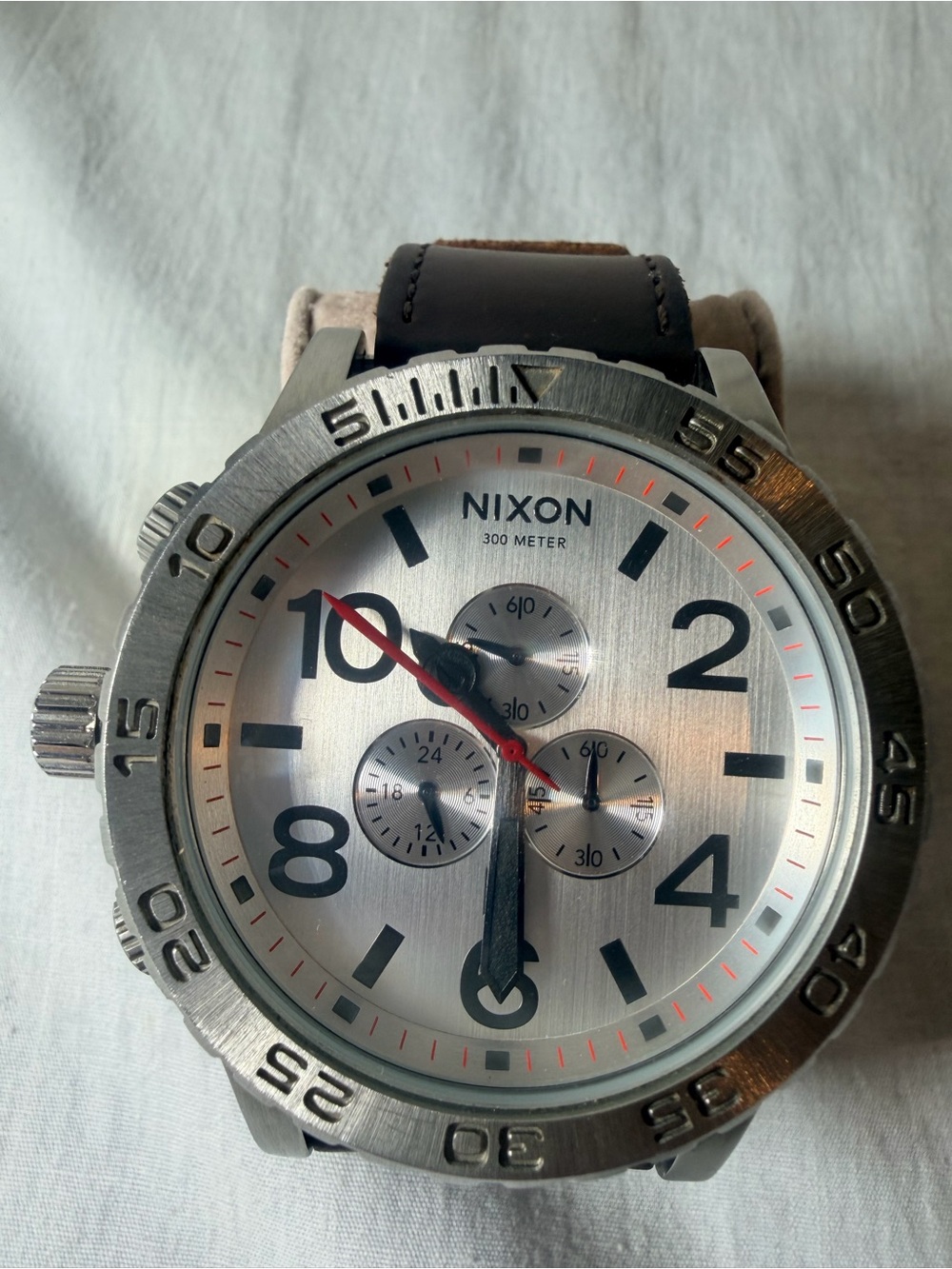 Men’s Nixon - Picture 2 of 8